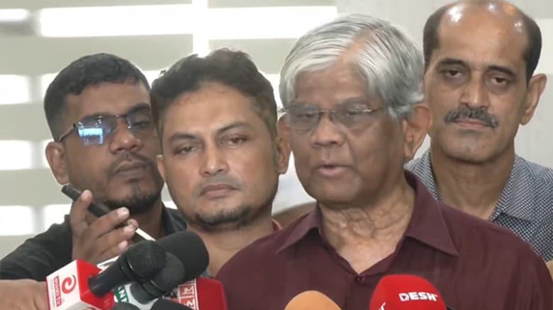 জানুয়ারি মাসেই শিক্ষার্থীরা নতুন পাঠ্যবই হাতে পাবেন: অর্থ উপদেষ্টা