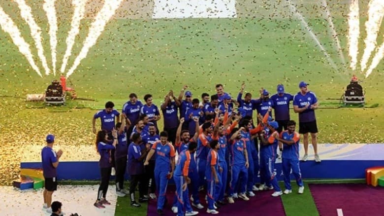 এশিয়া কাপ জিতেও ট্রফি নিল না ভারত