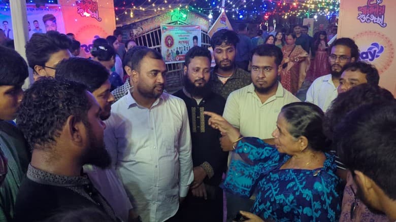 শারদীয় দুর্গোৎসব উপলক্ষ্যে রাজশাহীতে এনসিপির পূজা মণ্ডপ পরিদর্শন
