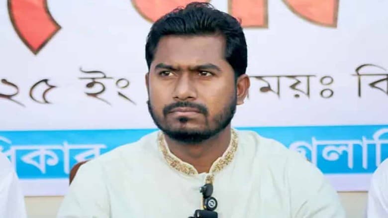 আজ সন্ধ্যায় দেশে ফিরছেন নুরুল হক নুর