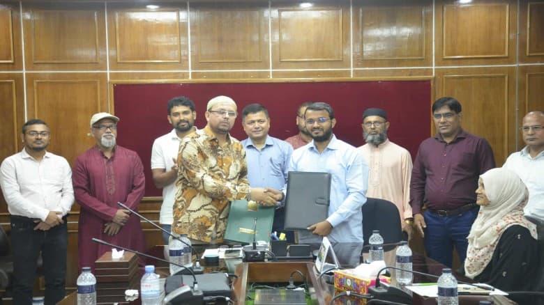 বেরোবির সাথে প্রিমিয়াম ফ্রুটস্ ও আলফা টেক এর সমঝোতা চুক্তি স্বাক্ষরিত