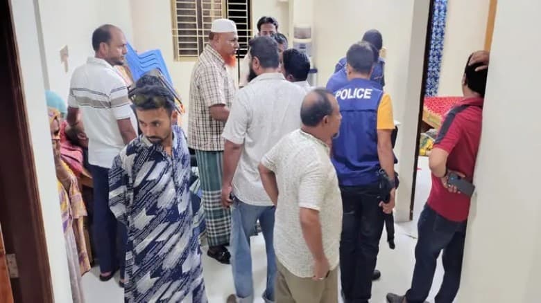 রামগঞ্জে ব্যবসায়ীর স্ত্রী ও মেয়েকে জবাই করে হত্যা