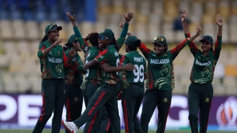 টস জিতে ব্যাটিংয়ে বাংলাদেশ, একাদশে দুই পরিবর্তন