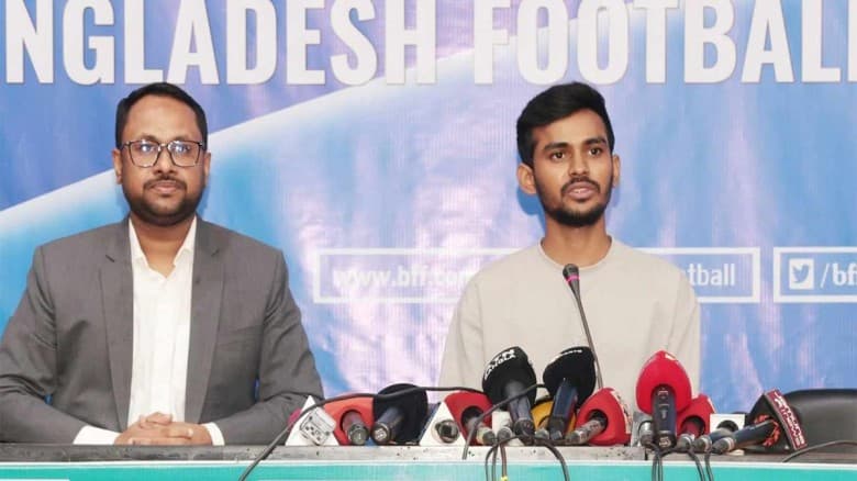 ফিফার ৩০ কোটি টাকার ফান্ড নিয়ে যা বললেন ক্রীড়া উপদেষ্টা