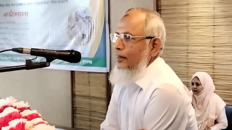 নির্বাচনকে কেউ কলুষিত করতে চাইলে রেহাই পাবে না : ইসি আনোয়ার