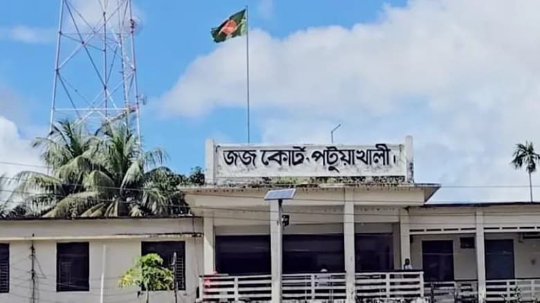 জুলাই শহীদের মেয়েকে ধর্ষণ: তিন আসামির কারাদণ্ড