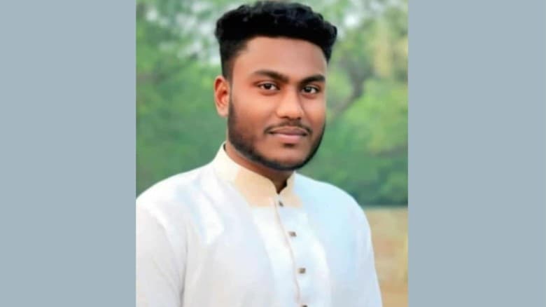 ছাত্রদল নেতার বিরুদ্ধে ইউনিয়ন পরিষদ থেকে চাল ও সেলাই মেশিন চুরির অভিযোগ