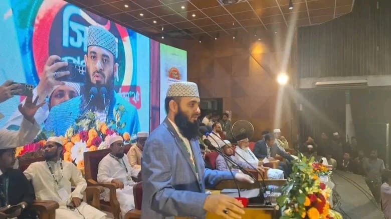 নেতাকে সফট হার্টেড ও দয়ালু হতে হবে: ড. মিজানুর রহমান আজহারি