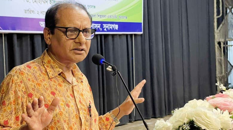 নির্বাচনের আগে শিক্ষার্থীদের হাতে পৌঁছে যাবে নতুন বই: গণশিক্ষা উপদেষ্টা