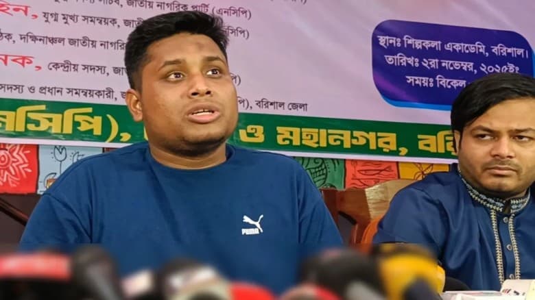 জুলাই সনদ বাস্তবায়নের আদেশ ড. ইউনূসকেই দিতে হবে : হাসনাত