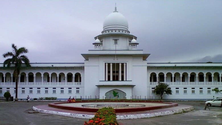 তিন শতাধিক বিচারককে জেলা জজ পদে পদোন্নতি