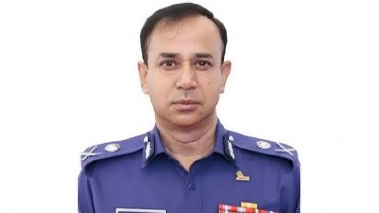 সাবেক ডিজি হারুন ও পরিবারের বিদেশযাত্রায় নিষেধাজ্ঞা