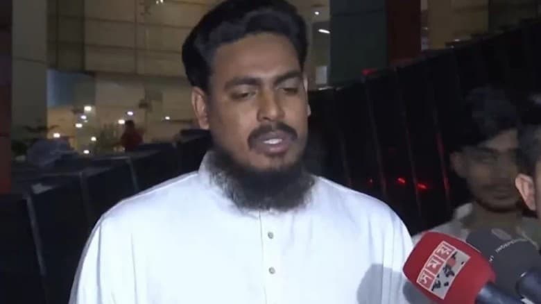 এতো মারছে যে ২ সপ্তাহ হাঁটু গেড়ে সিজদা দিতে পারি নাই: আখতার হোসেন
