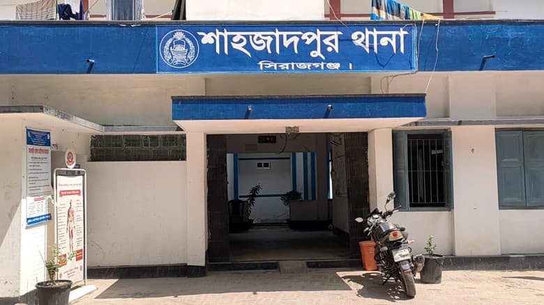 শাহজাদপুরে বালুচর থেকে ব্যবসায়ীর লাশ উদ্ধার