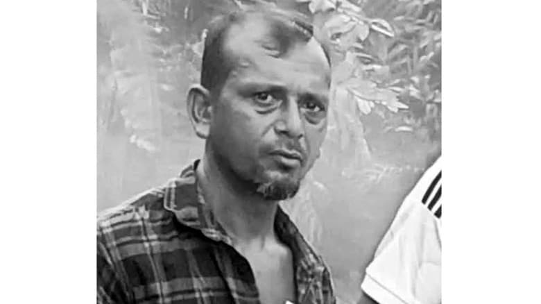 সুন্দরবনে মাছ শিকার করতে গিয়ে অসুস্থ জেলের শীতে মৃত্যু