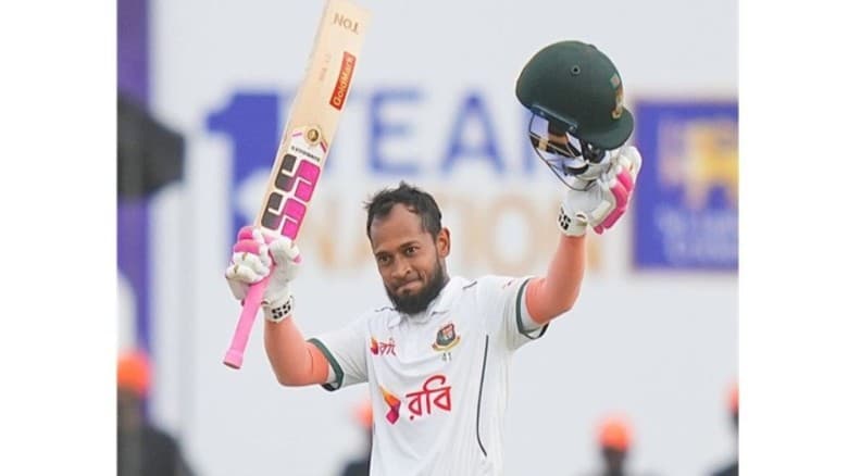 মুশফিকের শততম টেস্টে ফিফটি