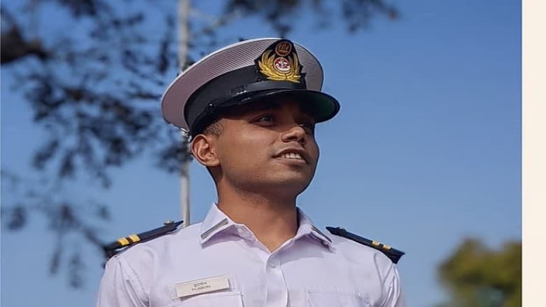 ইউক্রেনের ড্রোন হামলা থেকে যেভাবে বেঁচে ফিরলেন বাংলাদেশি নাবিকরা