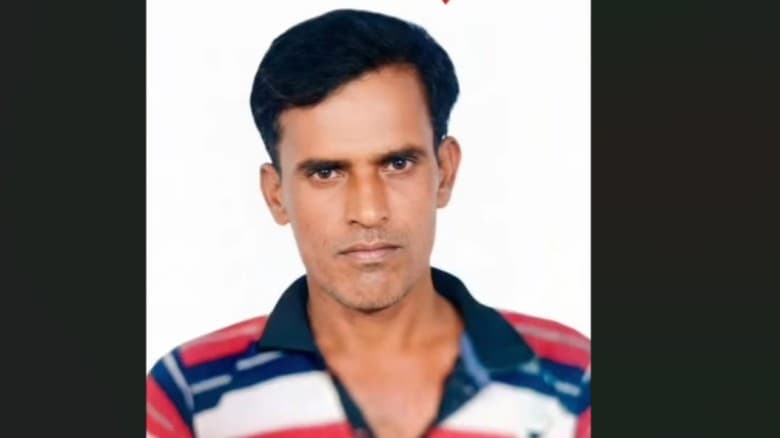 বিএসএফের গুলিতে নিহত শহীদুলের লাশ ফেরত পাইনি পরিবার।