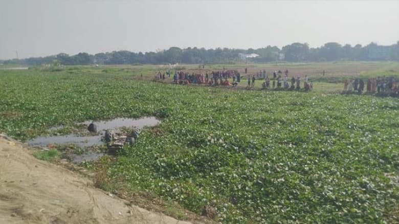 কুমিল্লায় ট্রলি উল্টে একই পরিবারের ৩ নারী নিহত