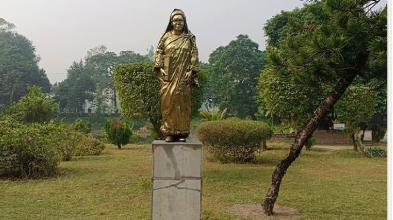 অবহেলা কাটিয়ে জাগছে রোকেয়ার স্মৃতিময় পায়রাবন্দ
