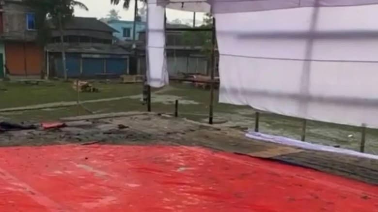 খালেদা জিয়ার দোয়া অনুষ্ঠান মঞ্চে দুর্বৃত্তদের আগুন