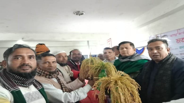 বোরহানউদ্দিনে বিএনপিতে যোগদান করেছেন আওয়ামী লীগের ৭ নেতাকর্মী