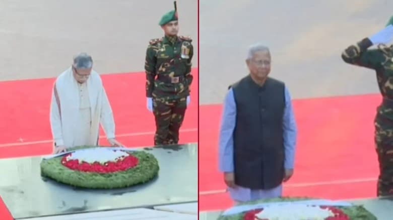 শহীদ বুদ্ধিজীবী স্মৃতিসৌধে রাষ্ট্রপতি-প্রধান উপদেষ্টার শ্রদ্ধা