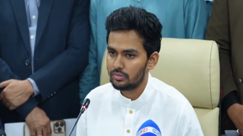 দেশকে নেতৃত্বহীন করতে হাদির ওপর হামলা, বহুজন হিট লিস্টে : আসিফ মাহমুদ