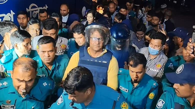আমাকে যারা নির্দিষ্ট দলের গোলাম বানাতে চায় এটা তাদের সমস্যা: আনিস আলমগীর
