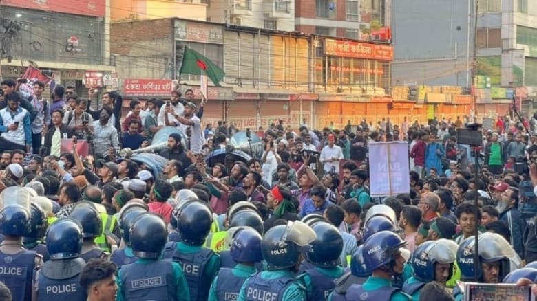 ‘খুনিদের ফেরত দাও’ দাবিতে ভারতীয় হাইকমিশনের সামনে জুলাই ঐক্যের হুঁশিয়ারি