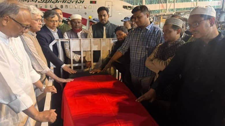 বিদ্রোহী কবি নজরুলের পাশে দাফন করা হবে হাদিকে