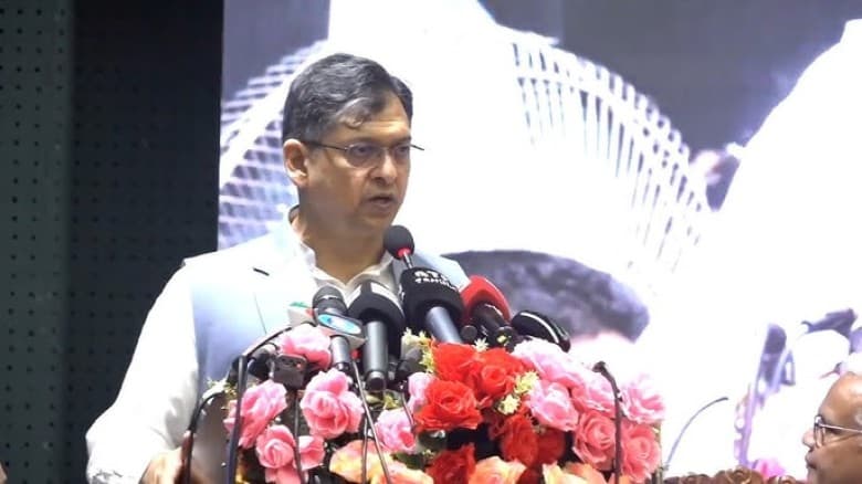 কক্সবাজার-১ আসনে সালাহউদ্দিন আহমদের মনোনয়নপত্র সংগ্রহ