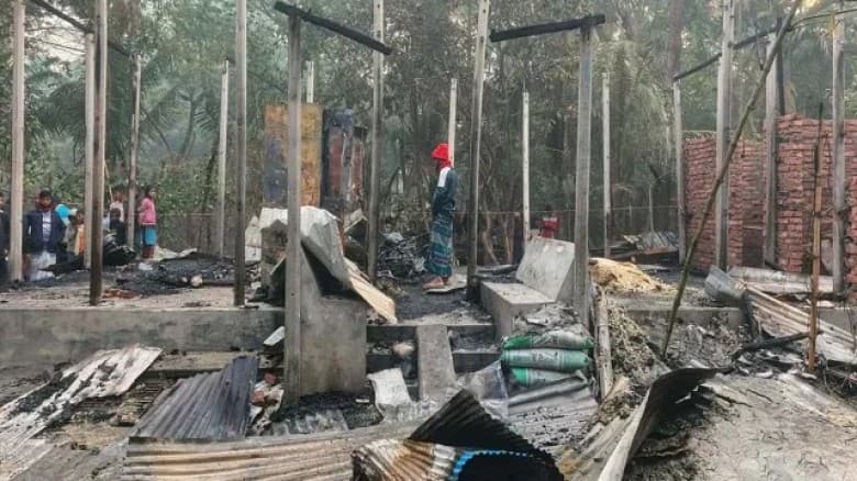 বিএনপি নেতার বসতঘরে অগ্নিকাণ্ডে প্রাণ গেল দুই বোনের