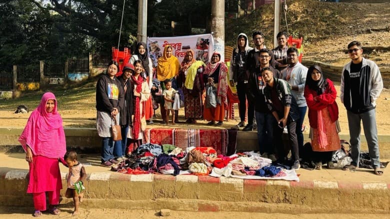 শীতার্তদের পাশে ইউথ ক্লাব অব বাংলাদেশ চট্টগ্রাম টিম