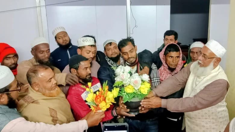 চরফ্যাশনে বিএনপির ১০ কর্মী যোগদান করলেন জামায়াতে ইসলামীতে