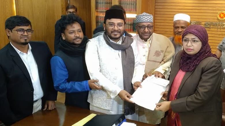 ফেনী-২ আসনে এবি পার্টির মঞ্জুকে সমর্থন জানিয়ে সরে দাঁড়ালেন জামায়াত প্রার্থী
