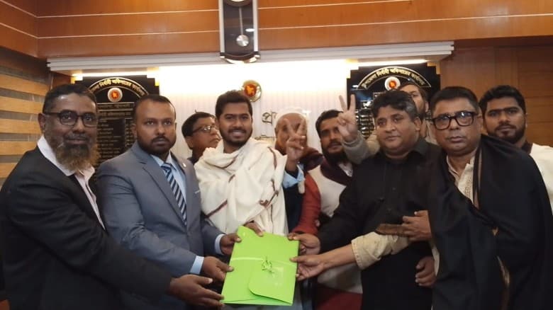 পটুয়াখালী ৩ আসনে বিএনপির মনোনীত প্রার্থী ভিপি নুরের মনোনয়নপত্র দাখিল
