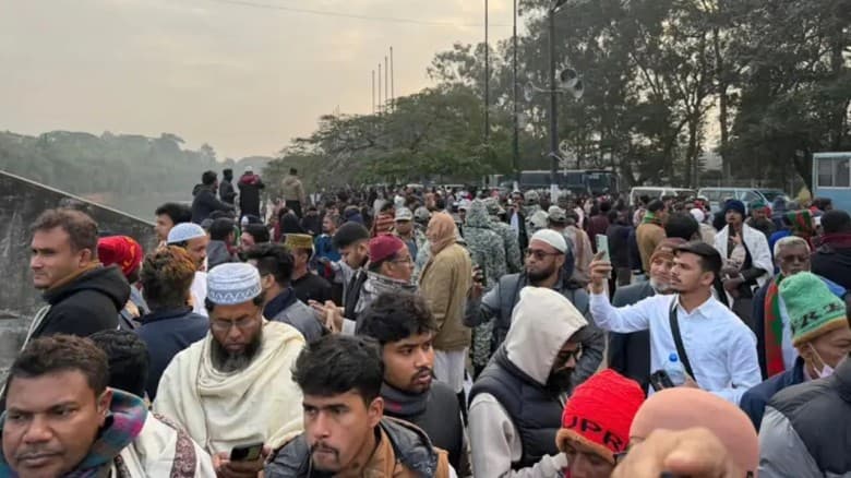 ভোর থেকেই খালেদা জিয়ার জানাজা স্থলে মানুষের ঢল