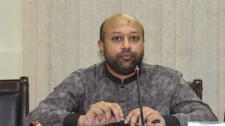 ২৫ ঘণ্টায় কত টাকা অনুদান পেলেন ব্যারিস্টার ফুয়াদ?