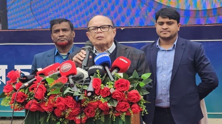 ​প্রশাসন নিরপেক্ষ থাকবে, বিচ্যুতি ঘটলে ব্যবস্থা: কুমিল্লায় উপদেষ্টা আলী ইমাম মজুমদার