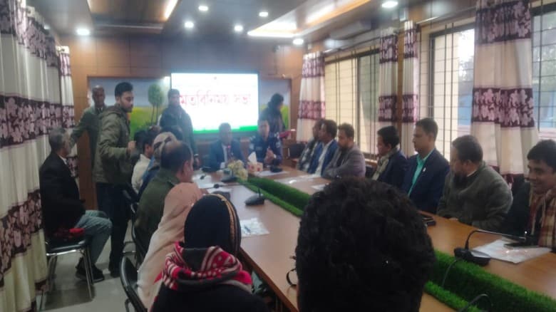 নাচোলে গণভোট ও ত্রয়োদশ জাতীয় সংসদ নির্বাচন উপলক্ষে আইনশৃঙ্খলা সংক্রান্ত মতবিনিময় সভা অনুষ্ঠিত