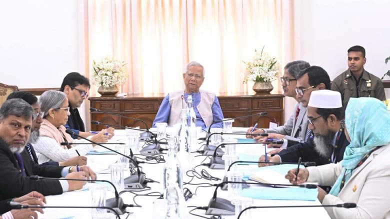 বঙ্গোপসাগরের মৎস্য সম্পদ নিয়ে প্রধান উপদেষ্টার কাছে প্রতিবেদন