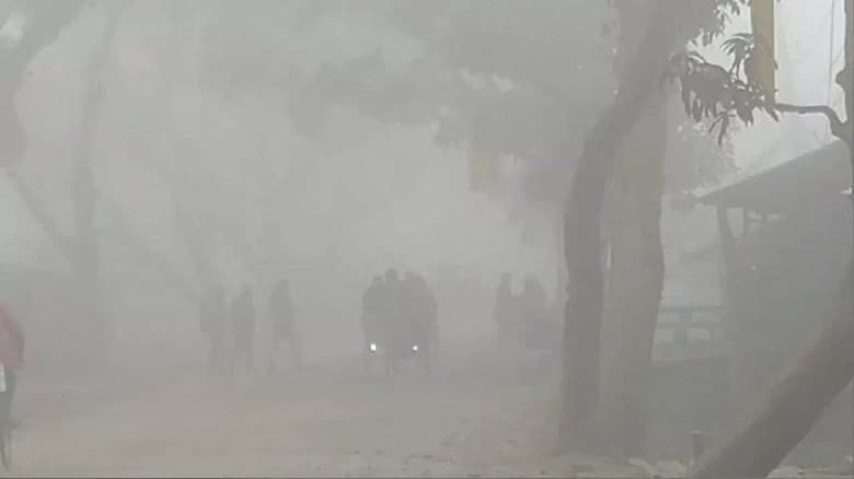 তেঁতুলিয়ায় রেকর্ড শীত, তাপমাত্রা ৬ ডিগ্রিতে নেমে এসেছে