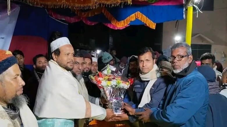 শতাধিক হিন্দু ধর্মাবলম্বীর জামায়াতে যোগদান