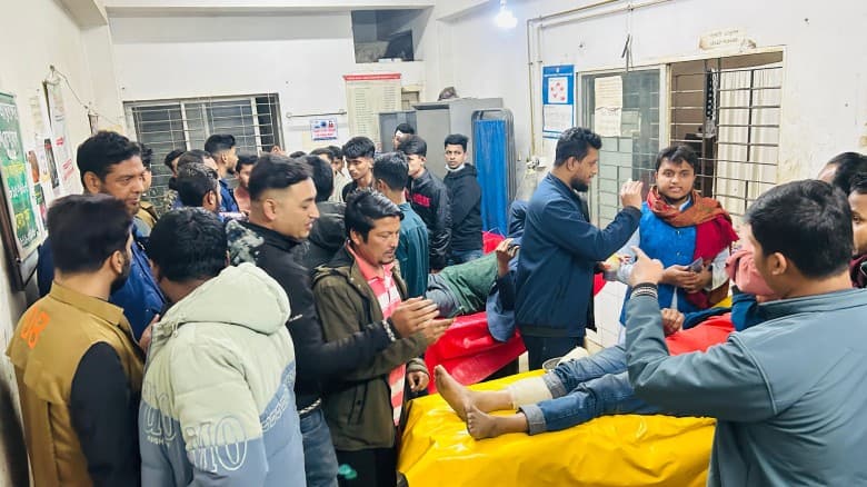 লক্ষ্মীপুরে বিএনপি জামায়াত নেতাকর্মীদের সংঘর্ষ আহত-১৫ জন