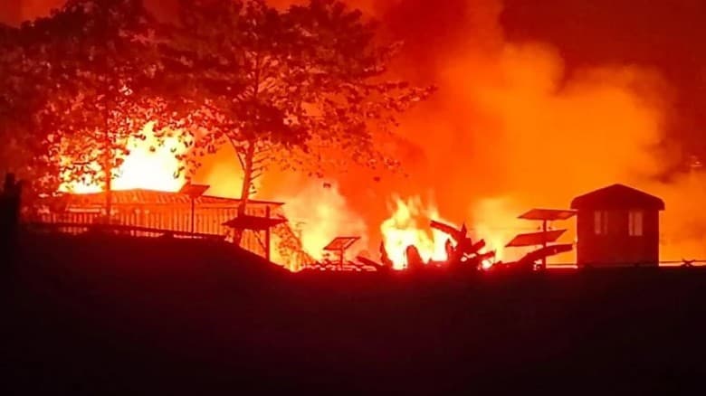 মধ্যরাতে রোহিঙ্গা ক্যাম্পে আগুন, পুড়েছে চার শতাধিক ঘর