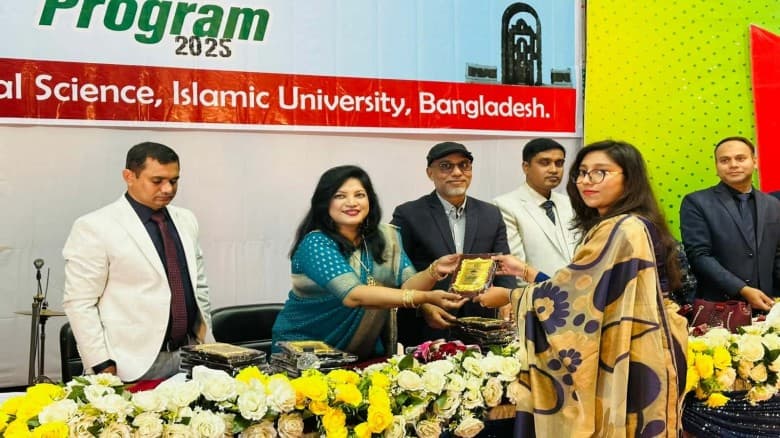 ইবির রাষ্ট্রবিজ্ঞান বিভাগের নবীন বরণ ও প্রবীন সংবর্ধনা