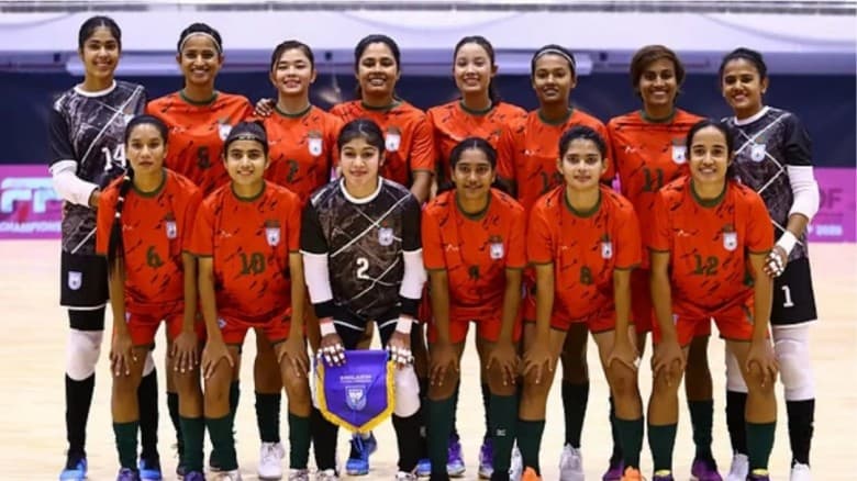 শ্রীলঙ্কাকে উড়িয়ে পয়েন্ট তালিকার শীর্ষে বাংলাদেশ