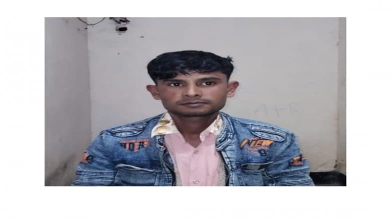 তাহিরপুরে পুলিশের পৃথক অভিযানে অবৈধ সেইভ নৌকা ও গাঁজা উদ্ধার, এক আসামি গ্রেপ্তার