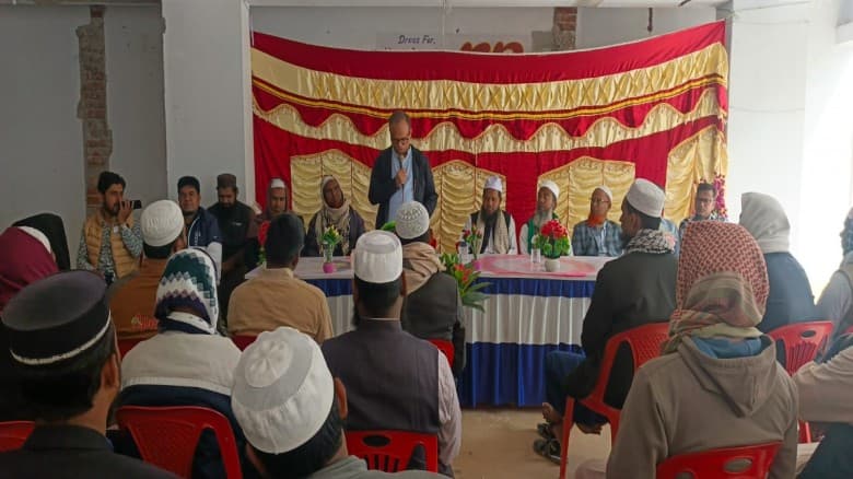 আলেম-ওলামাদের সঙ্গে বিএনপির প্রার্থীর মতবিনিময় ও খালেদা জিয়ার জন্য দোয়া।